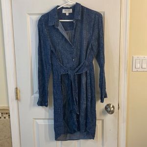 Anthropologie Cloth + Stone Denim Long Sleeve Printed Dress with Tie - size s